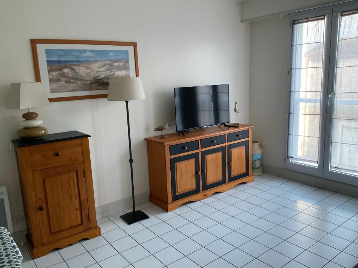 Appartement Centre Ville Pres Du Port Avec Parking Et Wifi La Rochelle  Bagian luar foto
