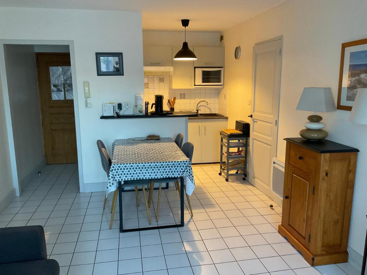 Appartement Centre Ville Pres Du Port Avec Parking Et Wifi La Rochelle  Bagian luar foto